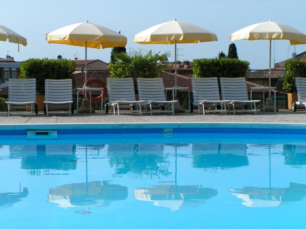 Hotel Garden Kültér fotó