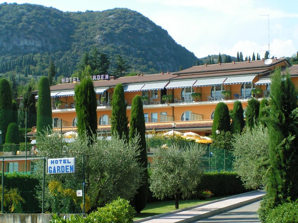Hotel Garden Kültér fotó